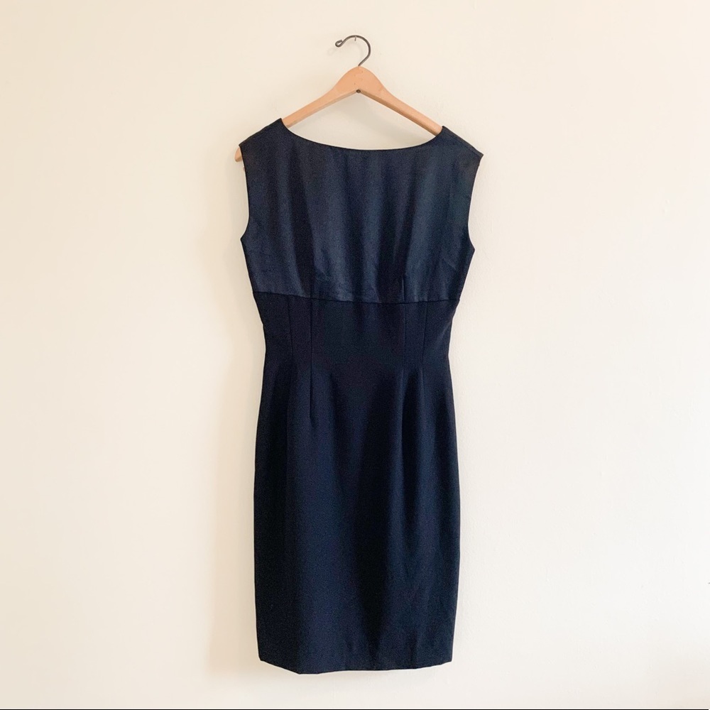 Vintage Gillian Classic Sleeveless Open Back Little Y2K Black Dress 6